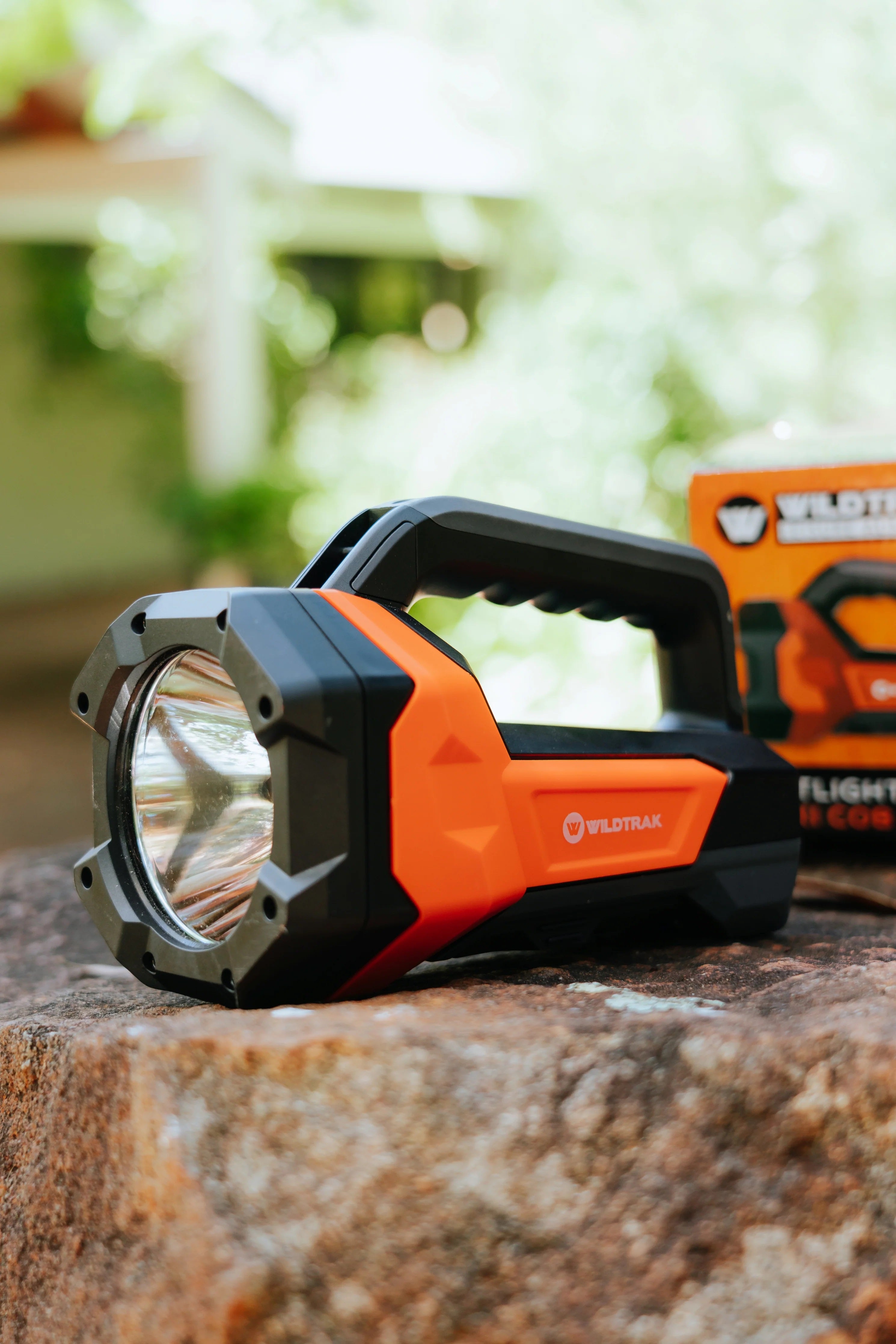 Wildtrak Multifunction Spotlight 1000 8AH Flexi Light
