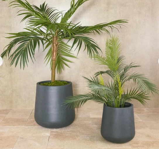 FBL Quincy Planter Black Medium