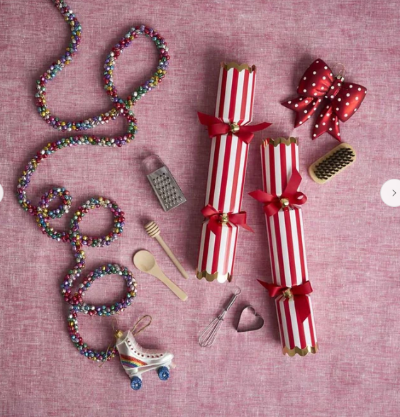 Candy Cane Red Stripe Crackers 6