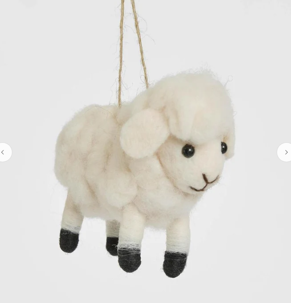 Doris The Sheep Hanging Tree Deco