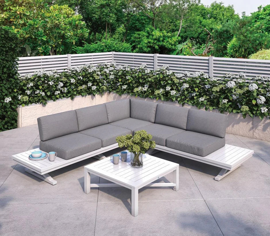 Bridgeport 3 Piece Lounge Setting - White