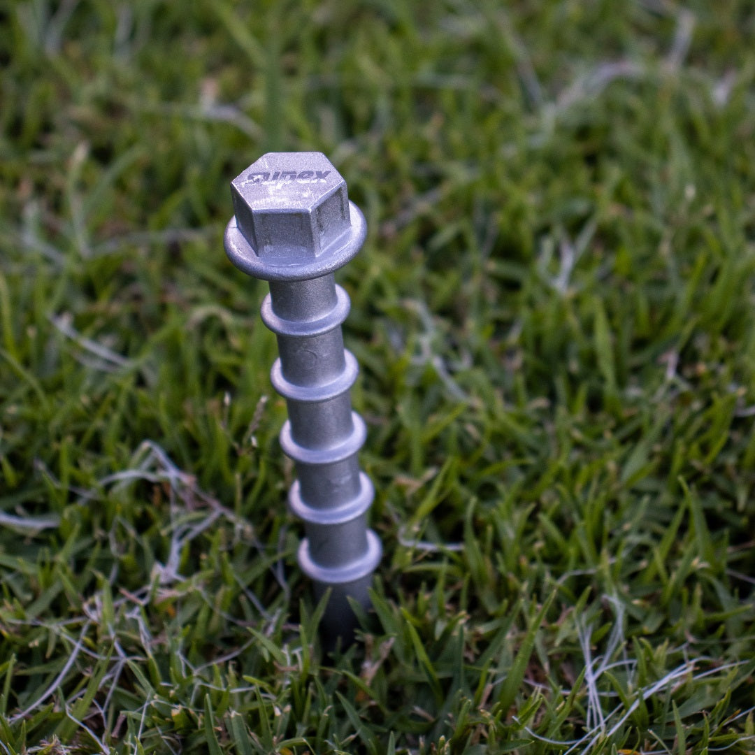 Supex Deluxe Alloy Screw in Peg Set