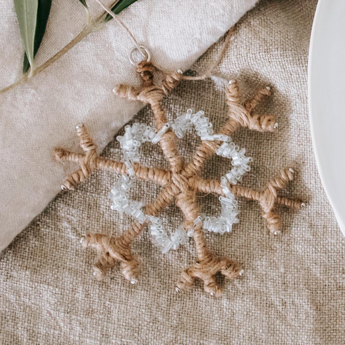 Lucia Bead & String Snowflake -13cm