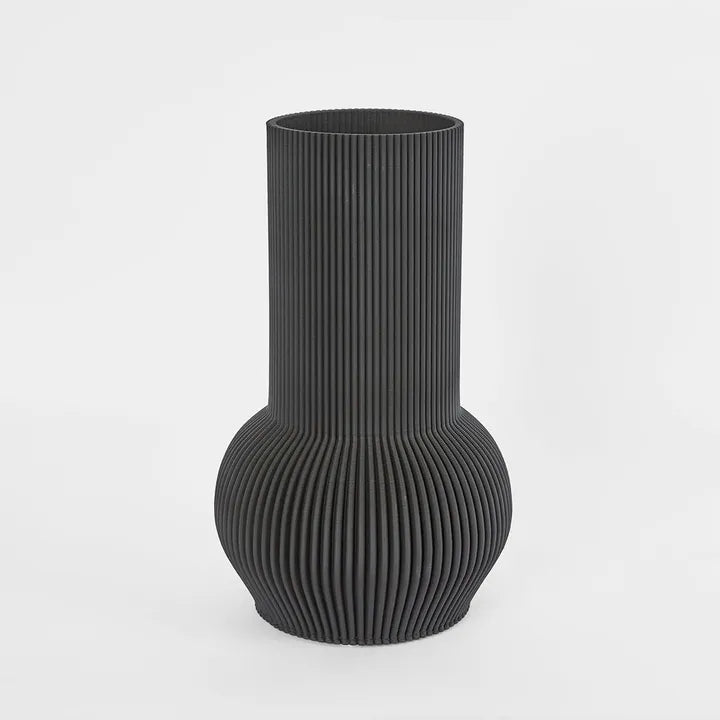 Hend 3D Vase - Large Black