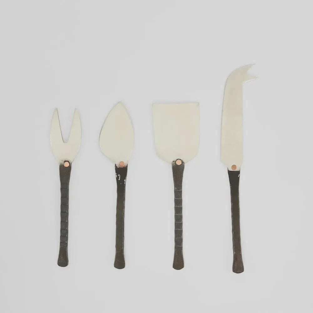 Iron Handle Cheese Board Set – Set of 4