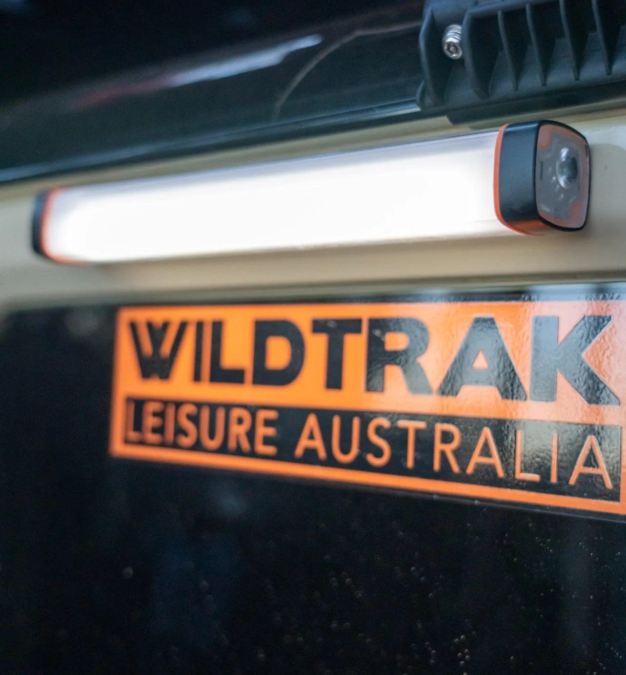 Wildtrak Rechargeable Multi Light 30cm