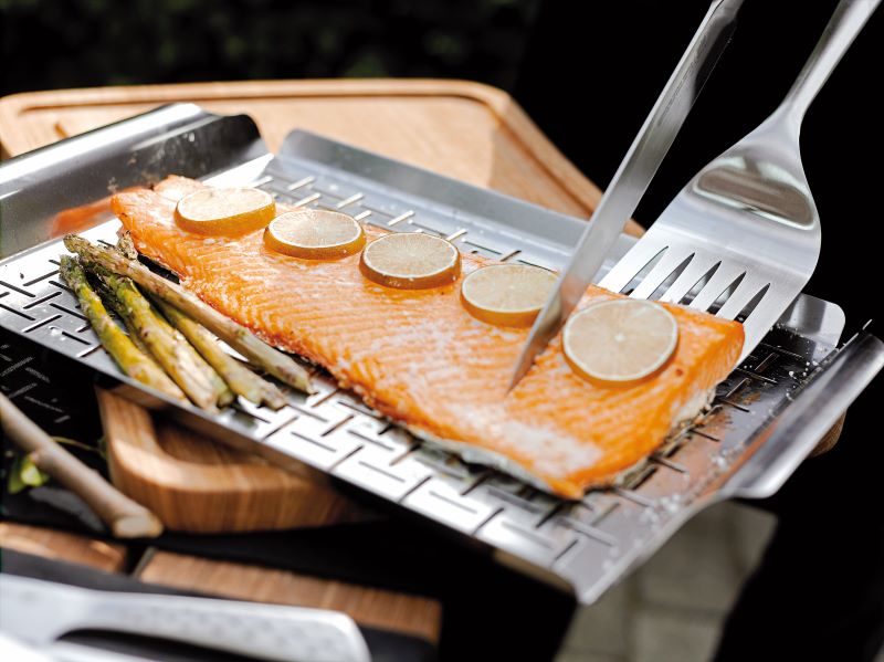 Weber Deluxe Grilling Pan