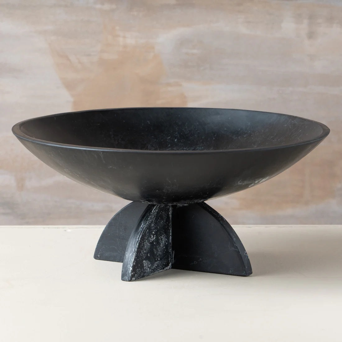 Saarde Resin Fruit Bowl -  Ash Black