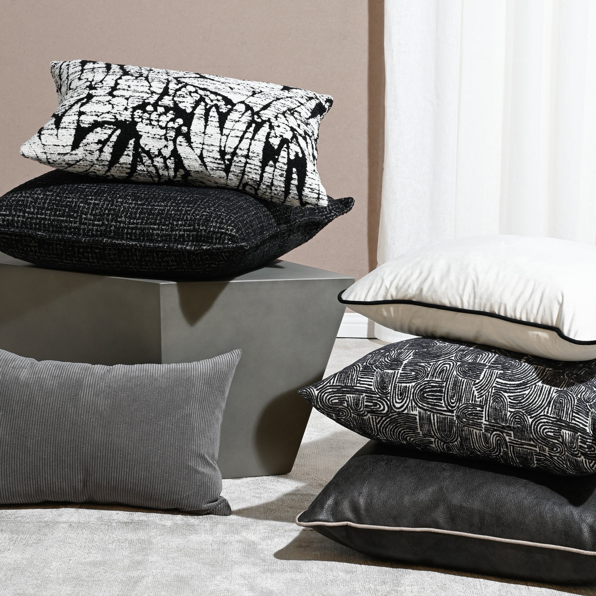 Art Leather Onyx Cushion - Square