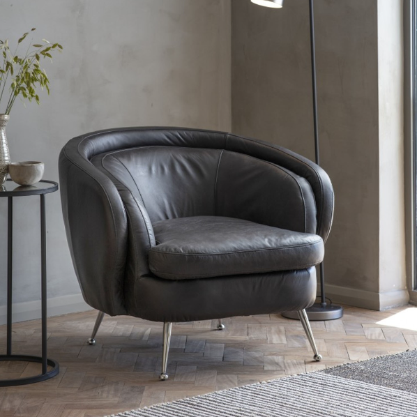 Tesoro Tub Chair Black Leather