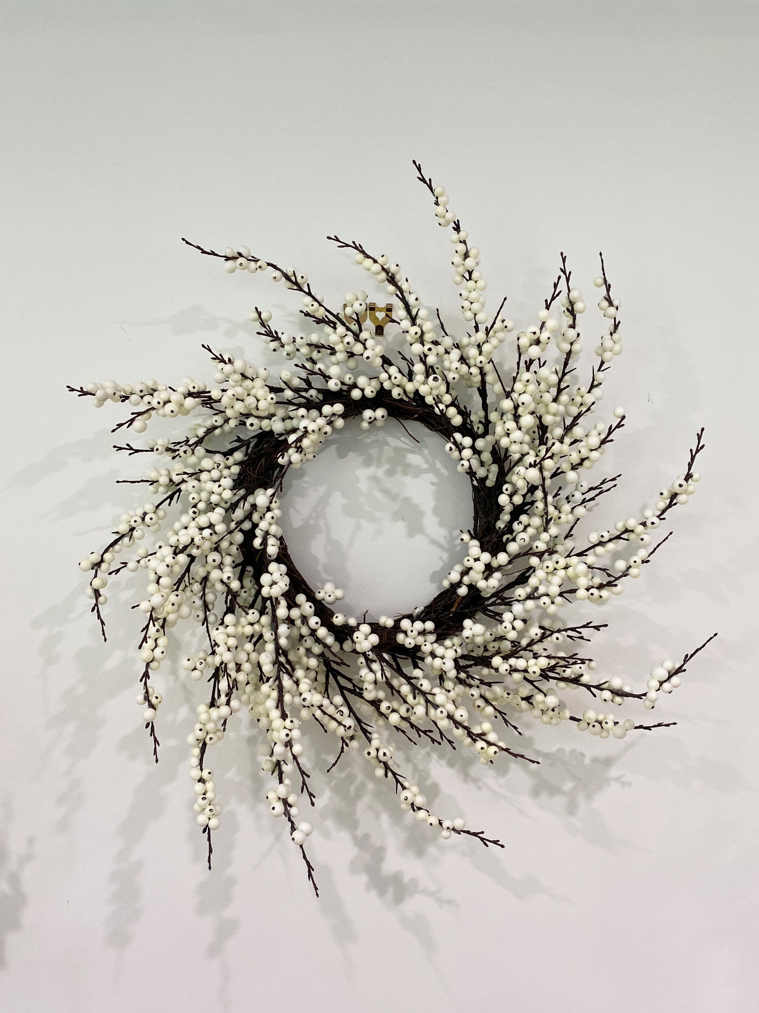 Lucia White Berry Wreath