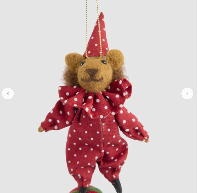 Cyrus Circus Lion on Ball Hanging Deco